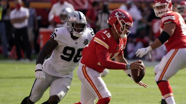 Raiders Defense vs Patrick Mahomes